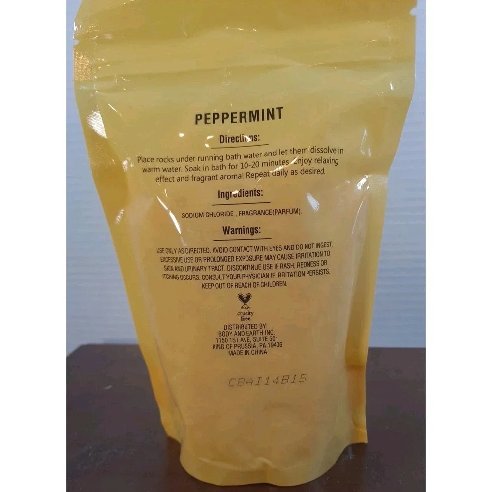 SPA LUXETIQUE PEPPERMINT HIMALAYAN‎ SALT FOOT AND BODY SOAKIING SOLUTION 16oz
